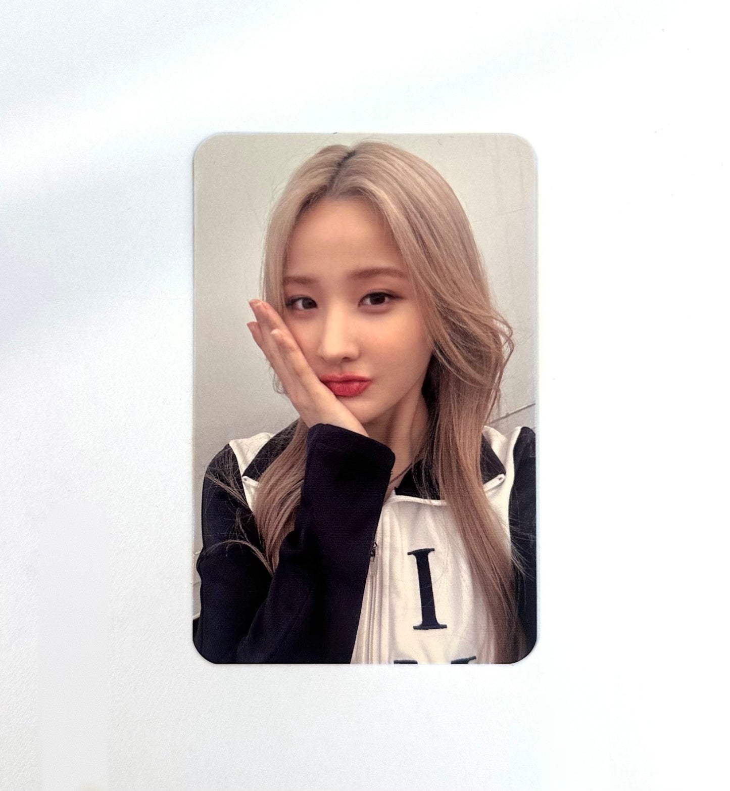 Kiss Of Life Music Korea POB photocards [Shhh]