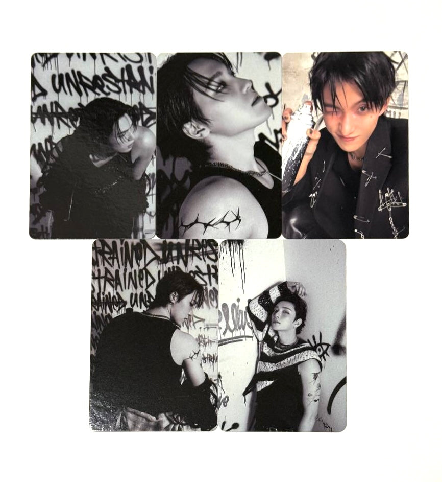 SEVENTEEN photocards [Happy Burstday (Daredevil ver.)]