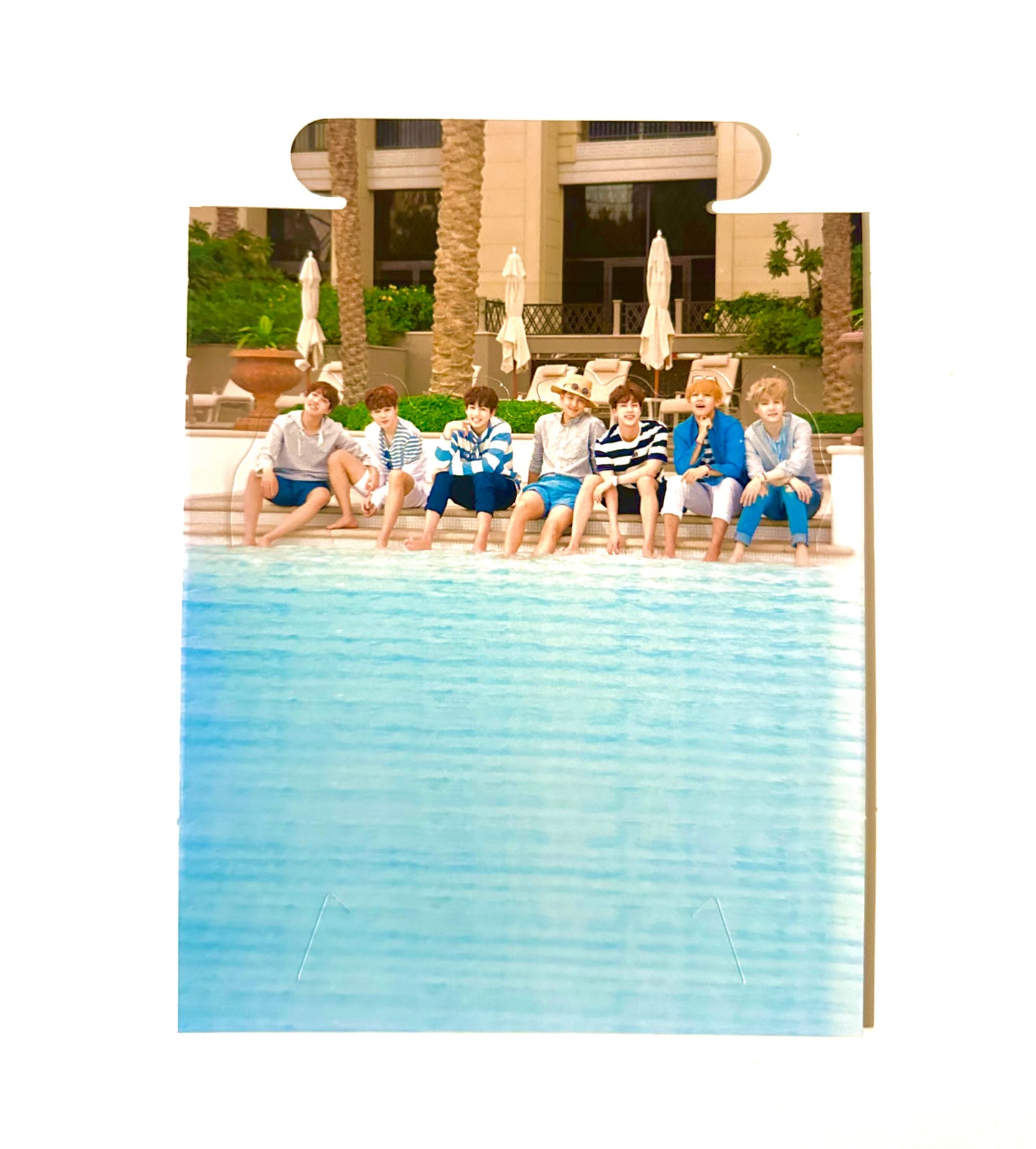 BTS paper stand [Now 3 in Chicago]