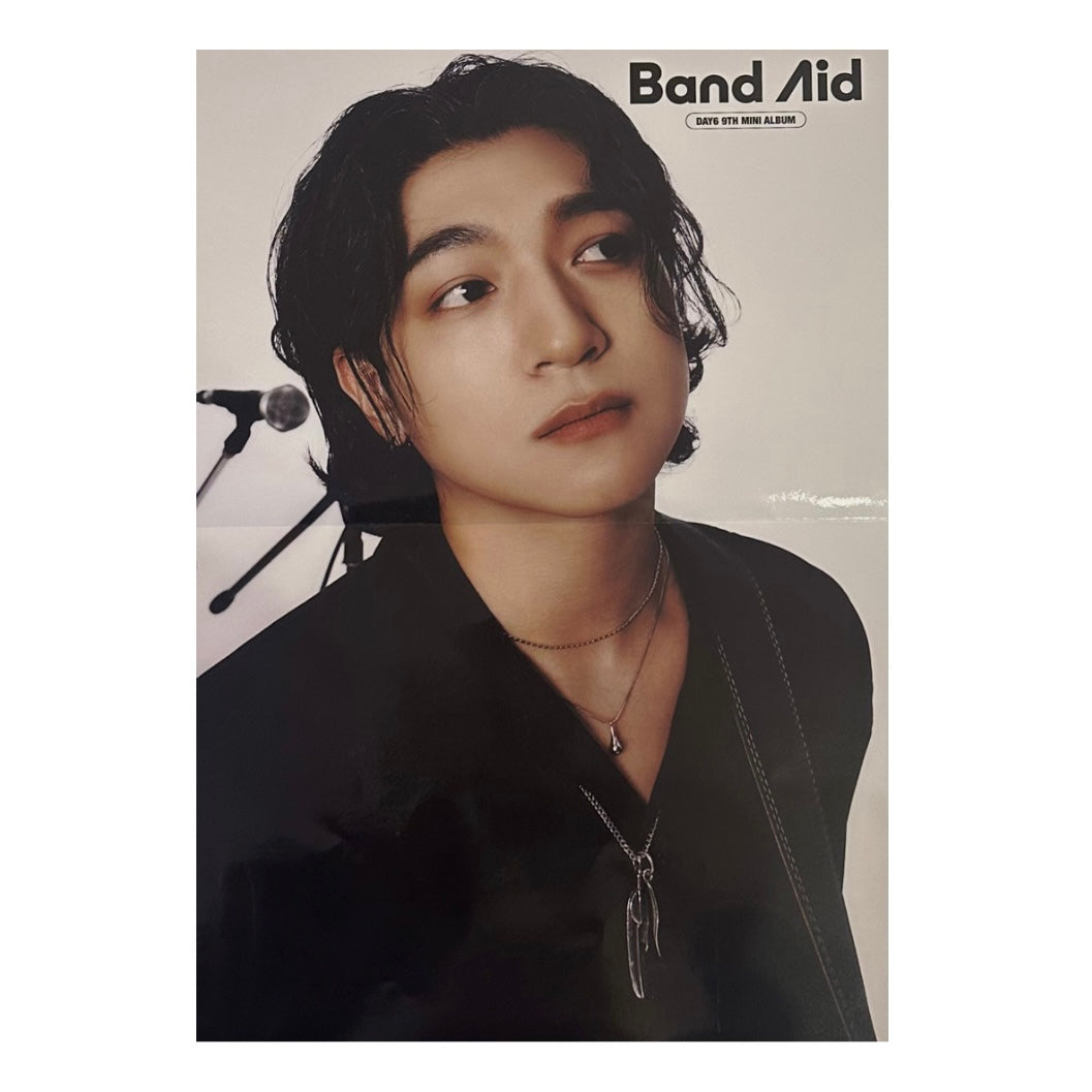 DAY6 Sungjin Pre-Order Abpusējs Plakāts & Mini Fotogrāmata [Band-Aid]