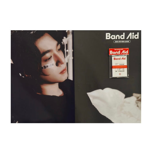 DAY6 Sungjin Pre-Order Abpusējs Plakāts & Mini Fotogrāmata [Band-Aid]