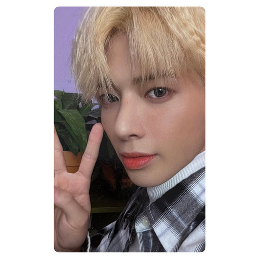 TXT Taehyun Photocard [Blue Hour]