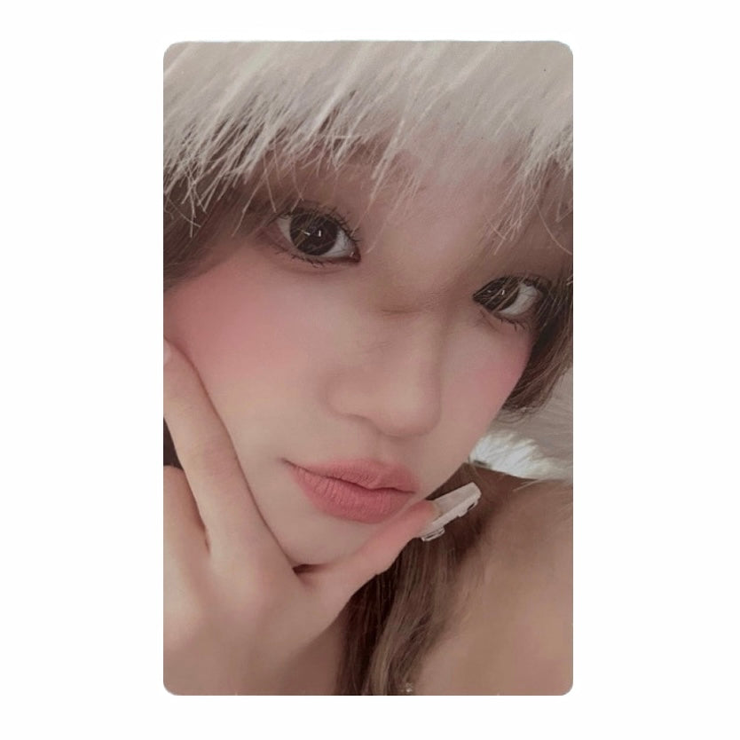 (G)I-DLE Yuqi Weverse Pre-order POB photocard [2]