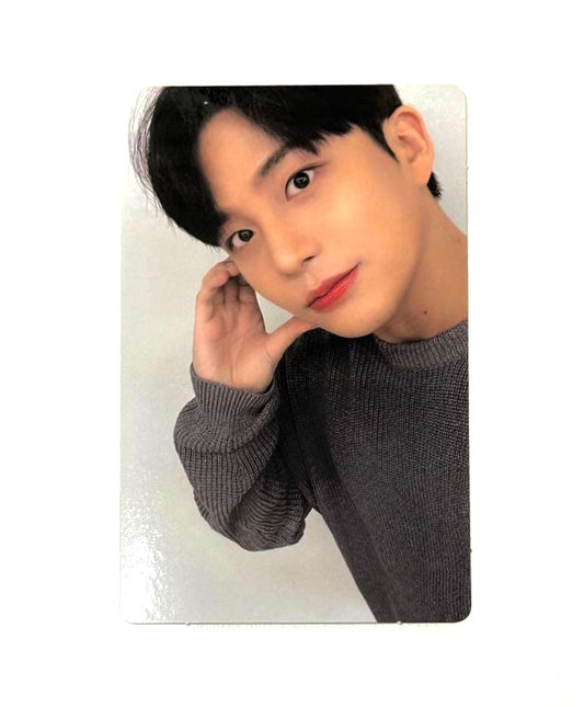 ATEEZ Jongho photocard [Ateez X Kaura 2023 “Valenteez”]