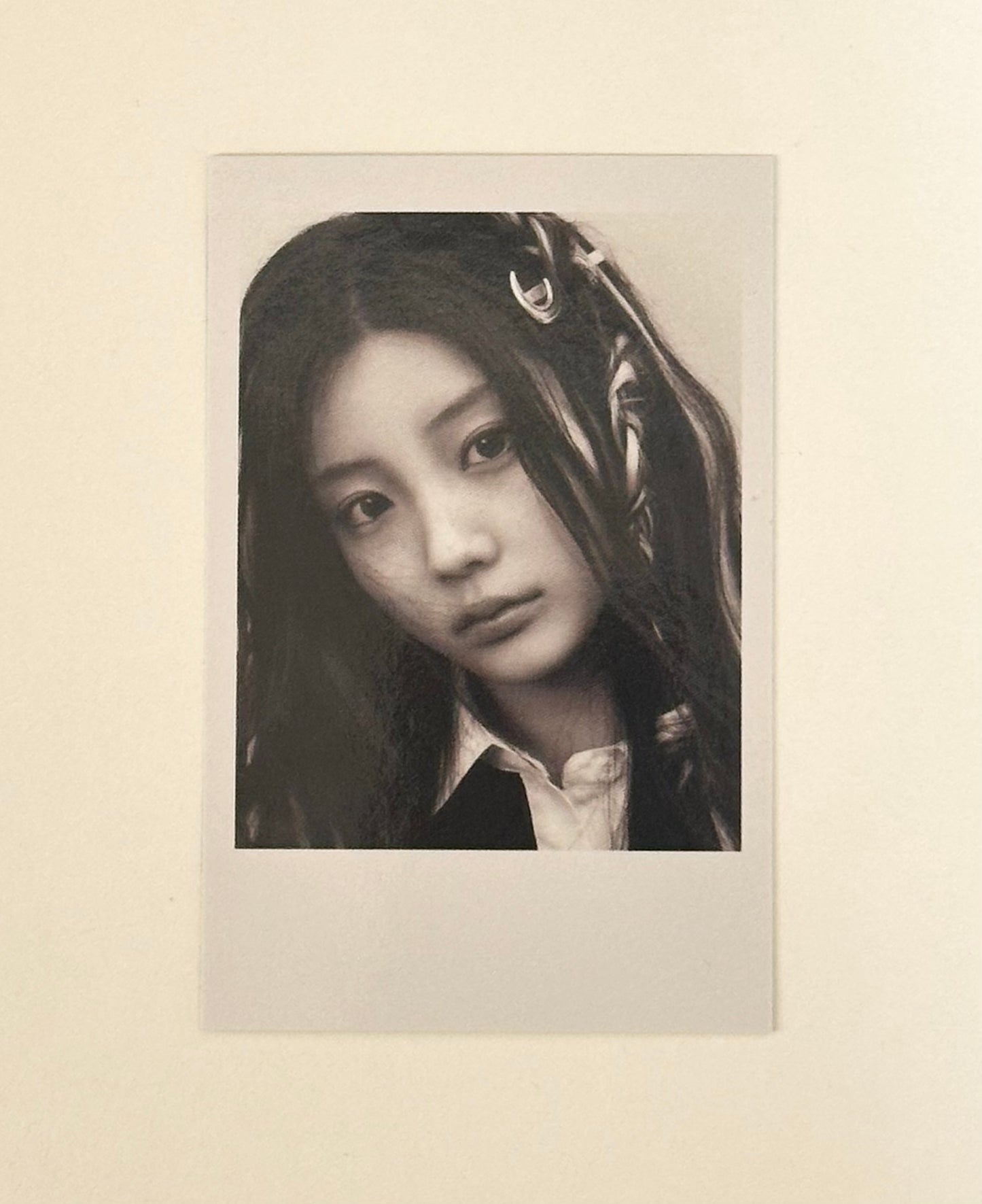 ILLIT POB polaroid photocards [Bomb]