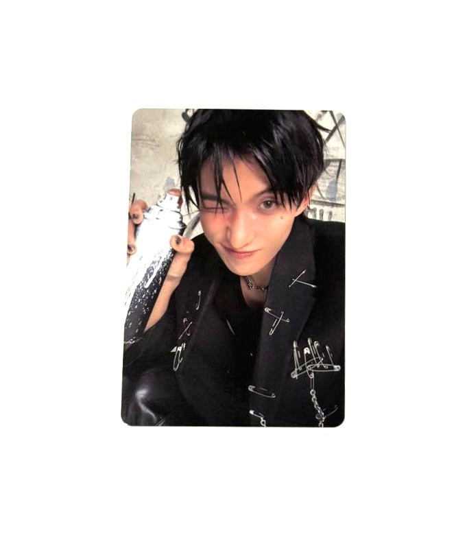 SEVENTEEN photocards [Happy Burstday (Daredevil ver.)]