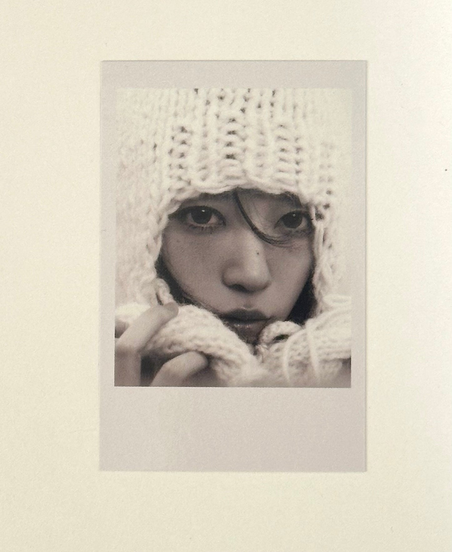 ILLIT POB polaroid photocards [Bomb]