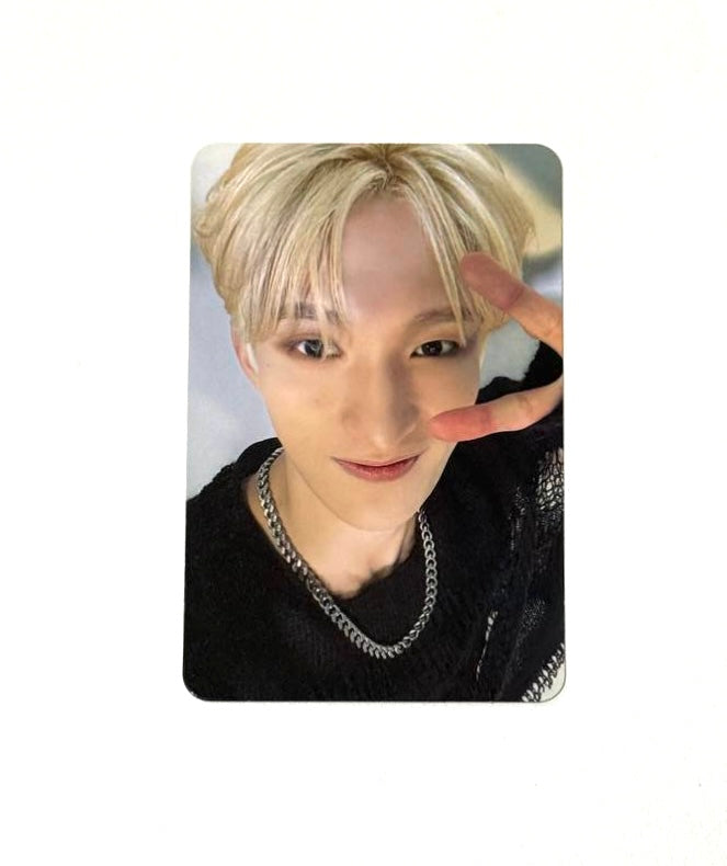 SEVENTEEN photocard [Spill The Feels]