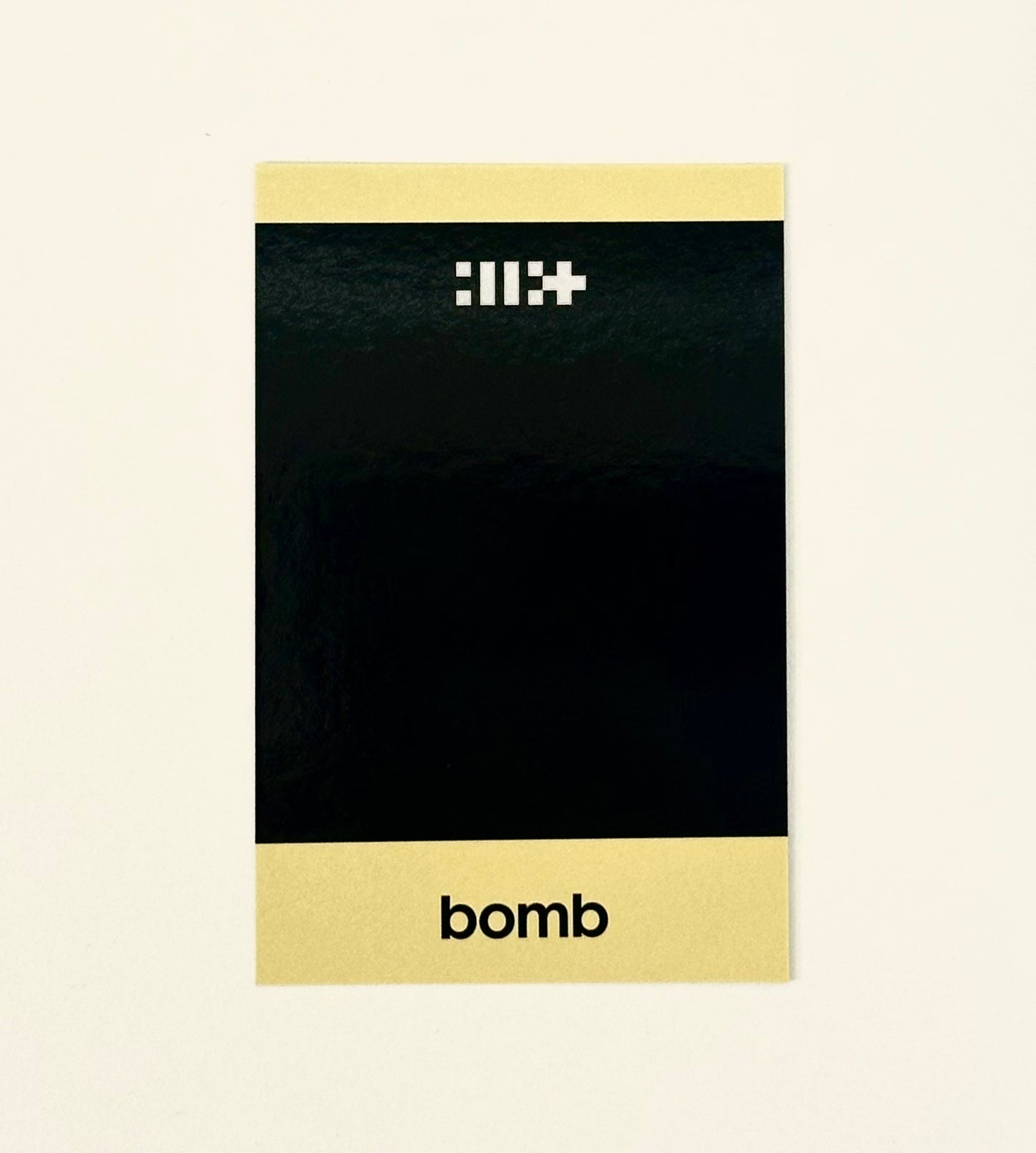 ILLIT POB polaroid photocards [Bomb]