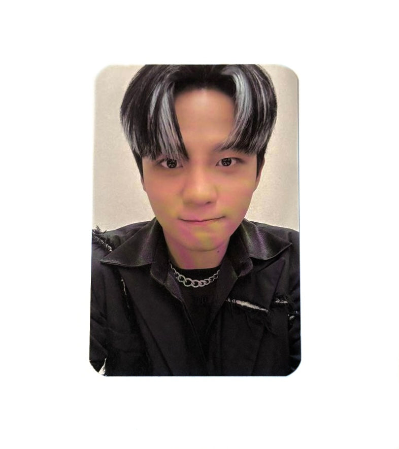 ATEEZ photocards [The World EP.2 : Outlaw (platform ver.)]