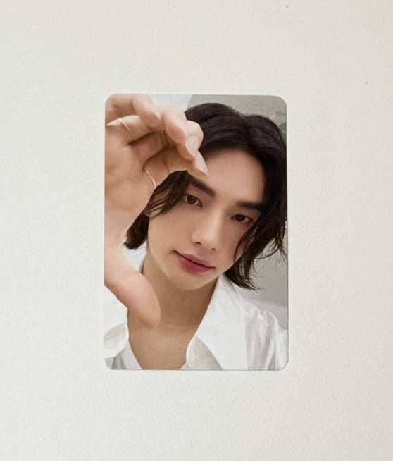 Stray Kids 2024 Season’s greeting photocards [Perfect day with SKZ]