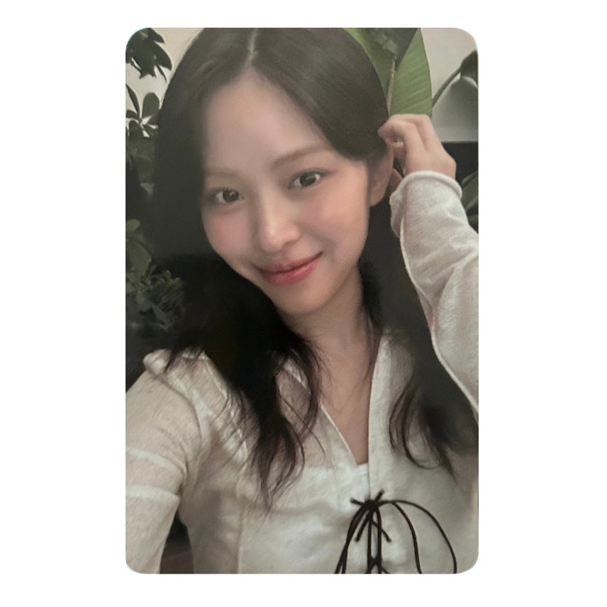 ITZY Music Korea photocards [GOLD]